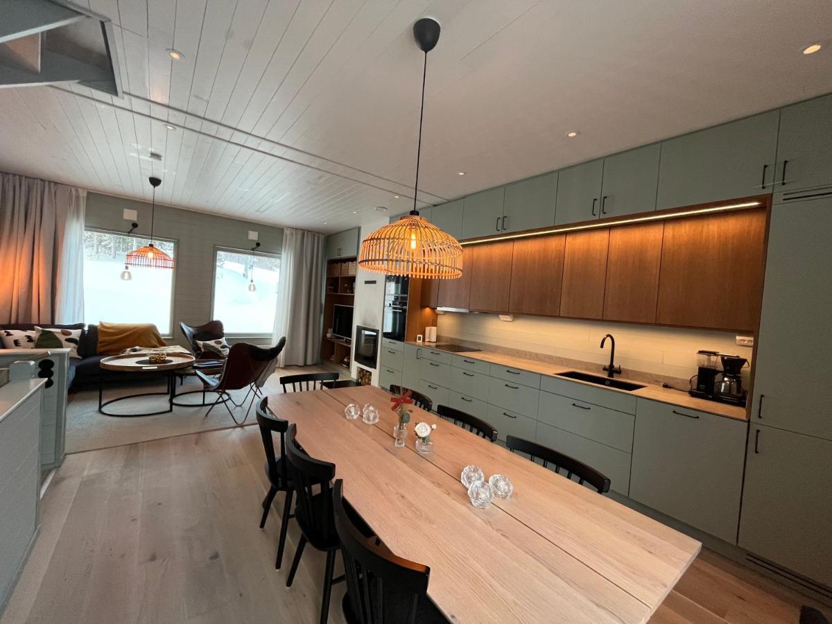 Kavan Townhouse Funaesdalen Екстериор снимка