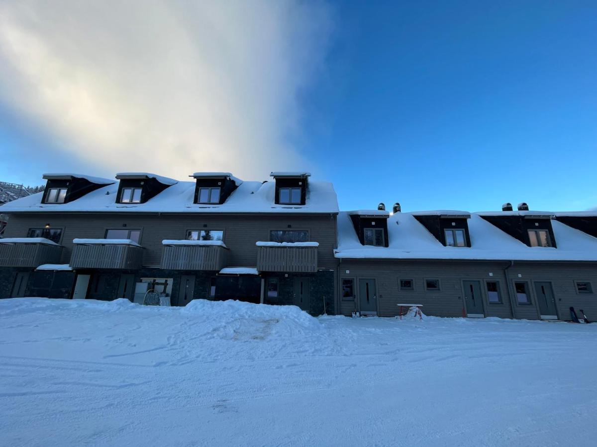 Kavan Townhouse Funaesdalen Екстериор снимка