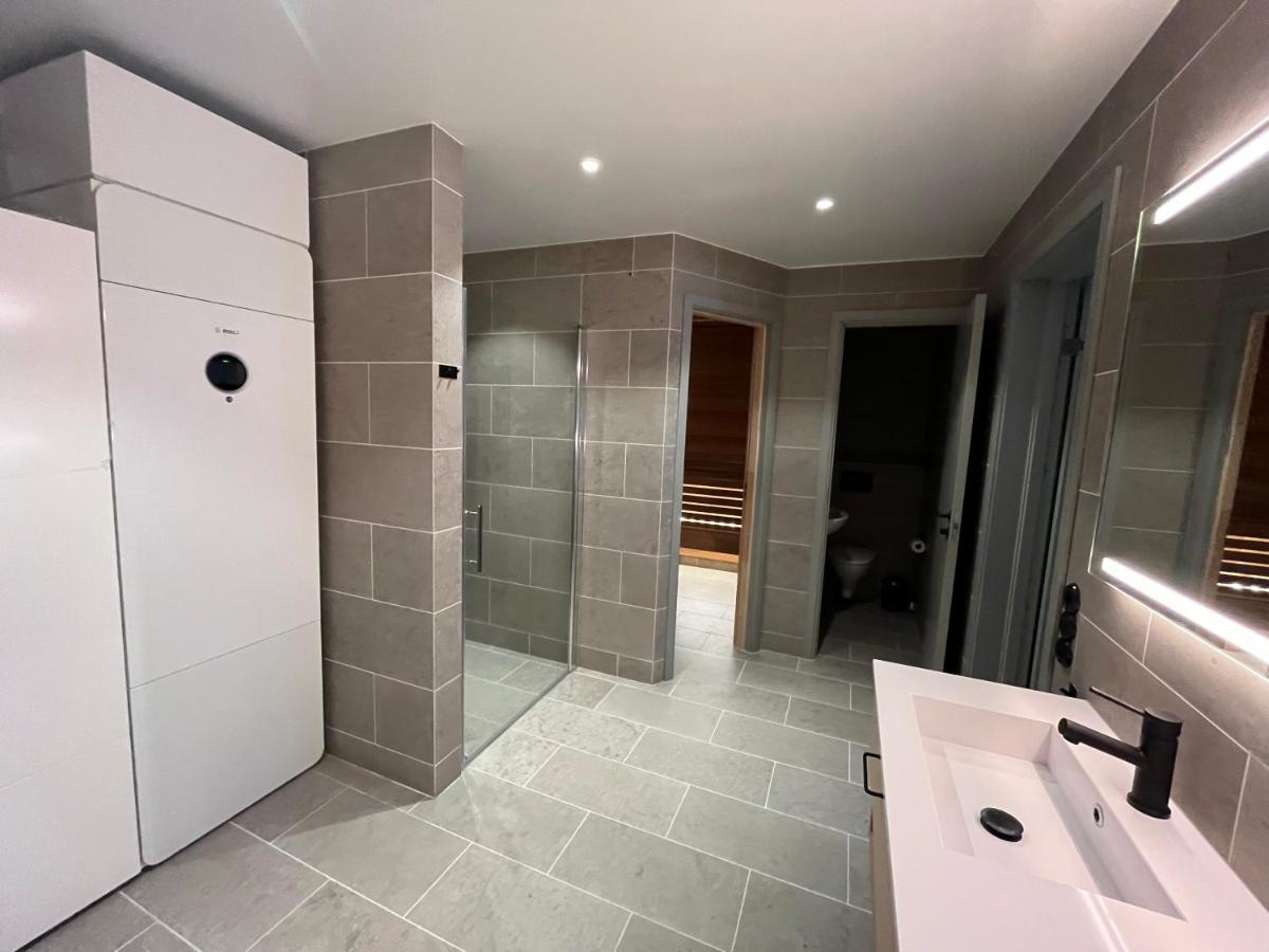 Kavan Townhouse Funaesdalen Екстериор снимка