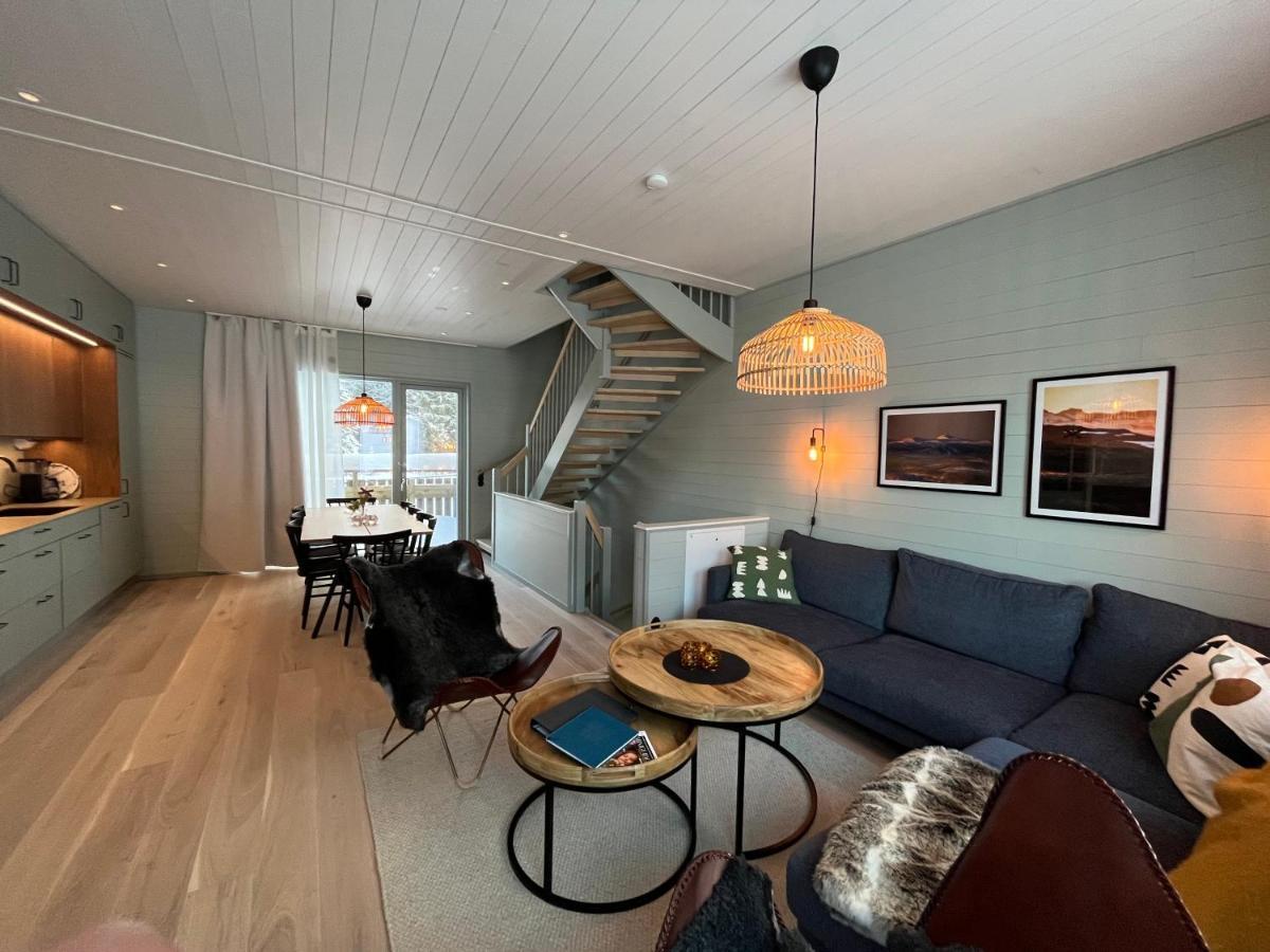 Kavan Townhouse Funaesdalen Екстериор снимка