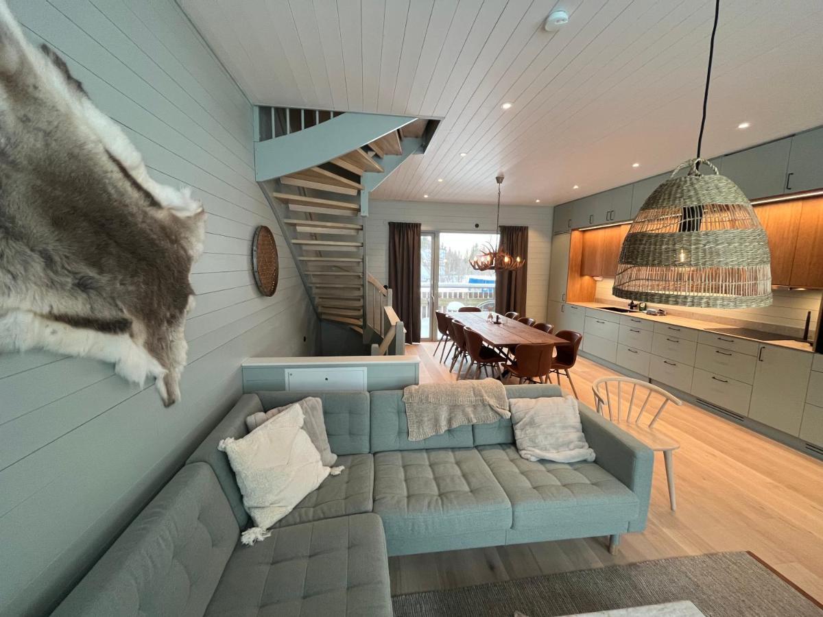 Kavan Townhouse Funaesdalen Екстериор снимка