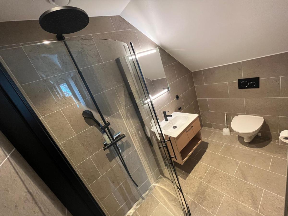 Kavan Townhouse Funaesdalen Екстериор снимка