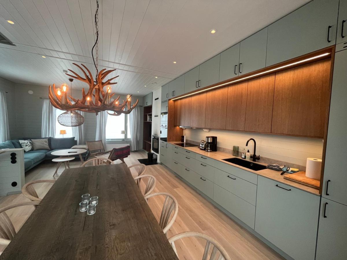 Kavan Townhouse Funaesdalen Екстериор снимка