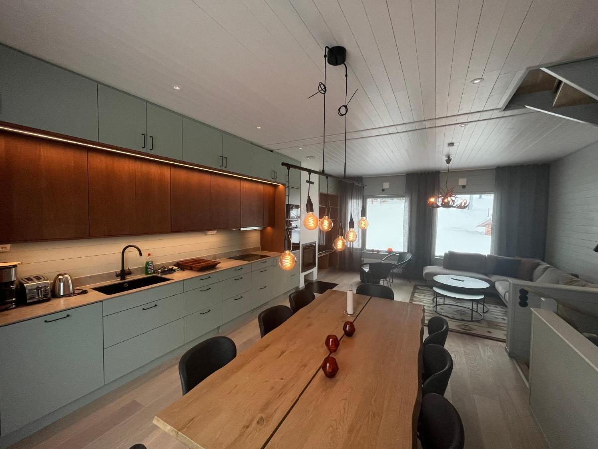 Kavan Townhouse Funaesdalen Екстериор снимка