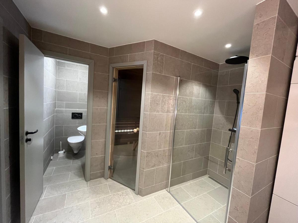Kavan Townhouse Funaesdalen Екстериор снимка