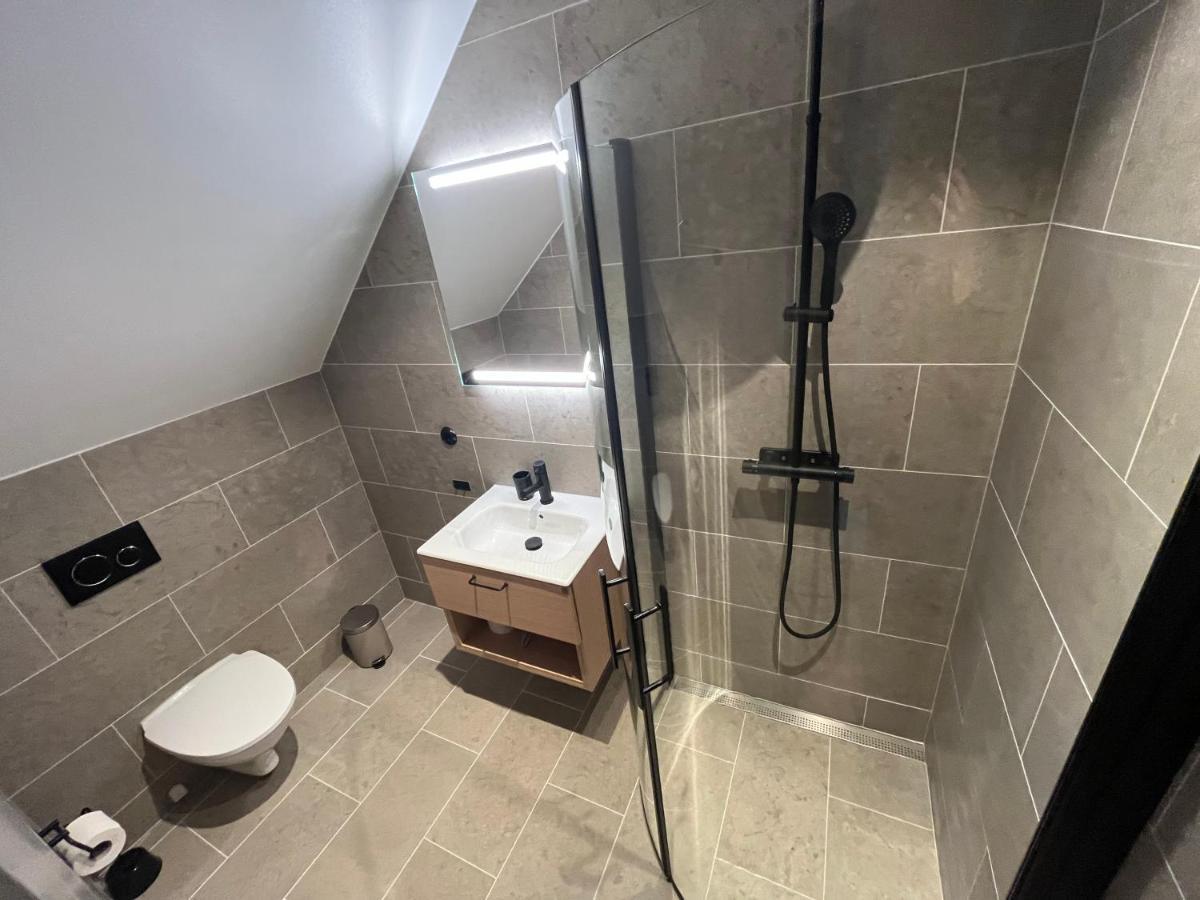 Kavan Townhouse Funaesdalen Екстериор снимка