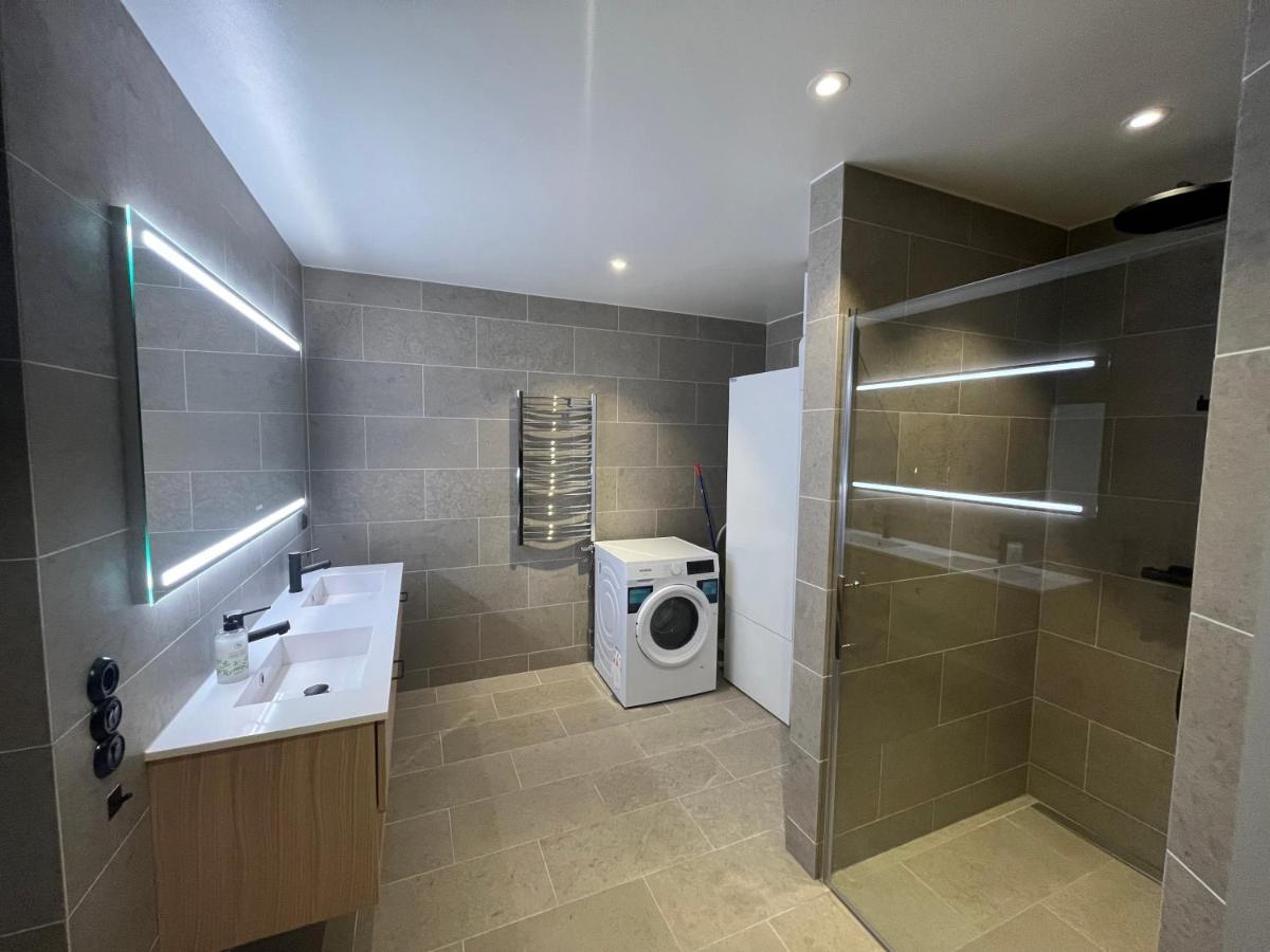 Kavan Townhouse Funaesdalen Екстериор снимка