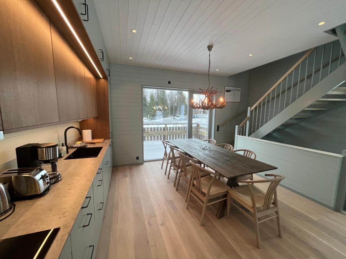Kavan Townhouse Funaesdalen Екстериор снимка
