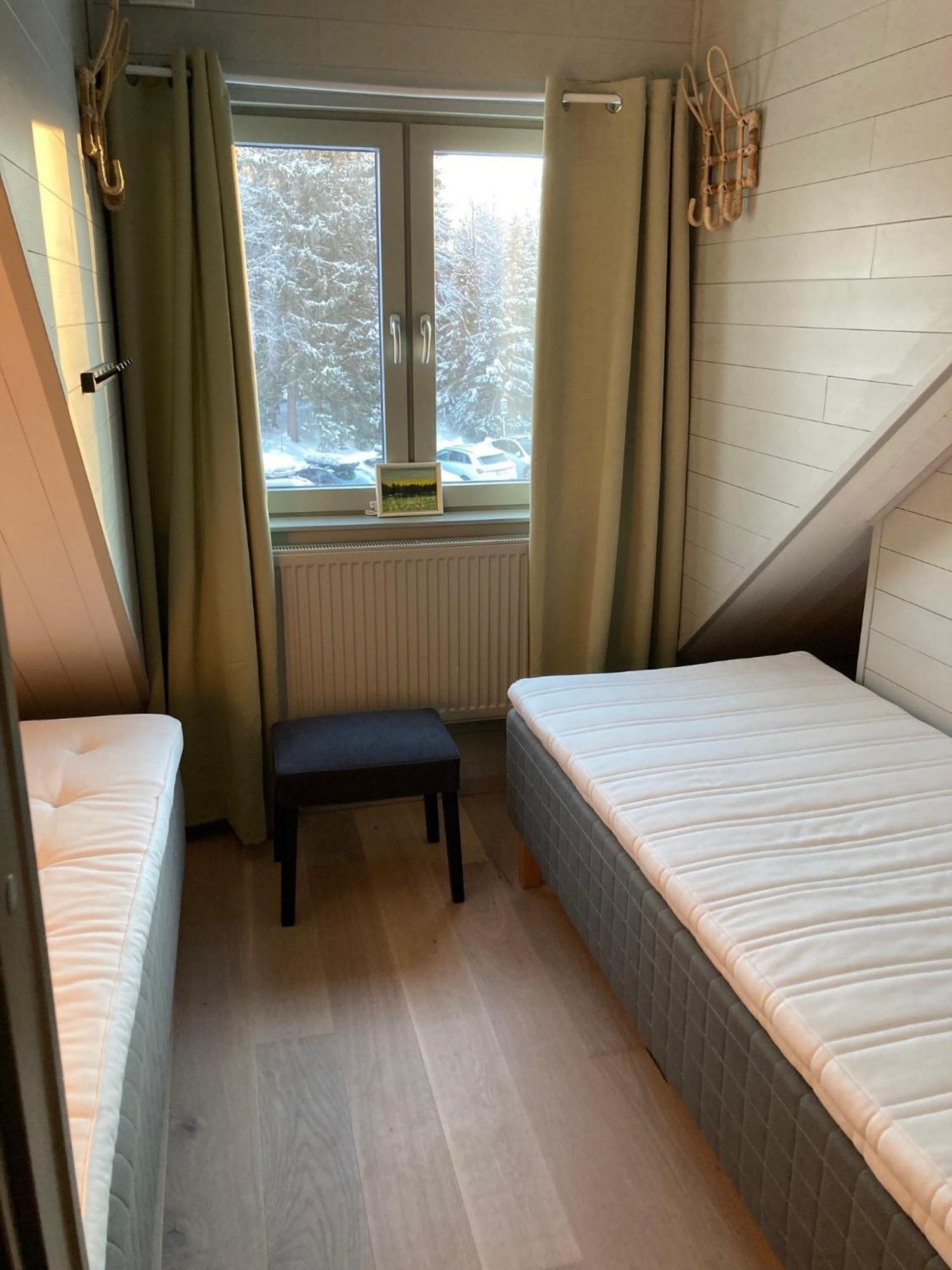 Kavan Townhouse Funaesdalen Екстериор снимка